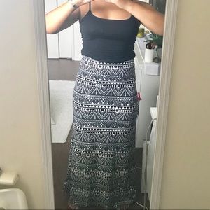 ✨Black and White Tribal Skirt